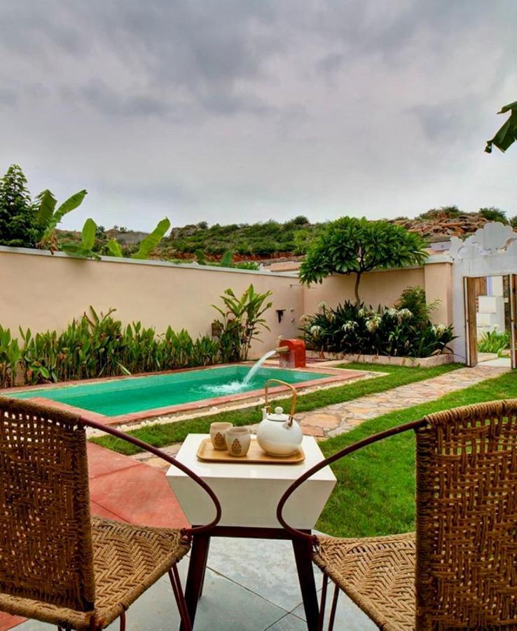 Parijat Private Pool Villa 1, 2 And 3 Bhk Udaipur Exteriör bild