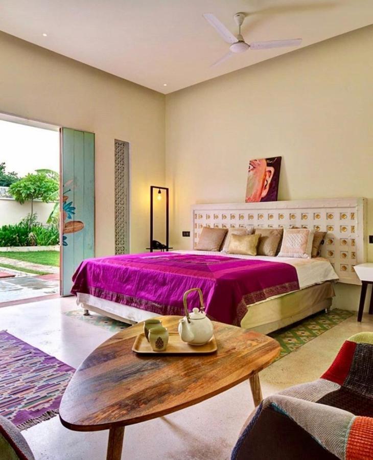 Parijat Private Pool Villa 1, 2 And 3 Bhk Udaipur Exteriör bild