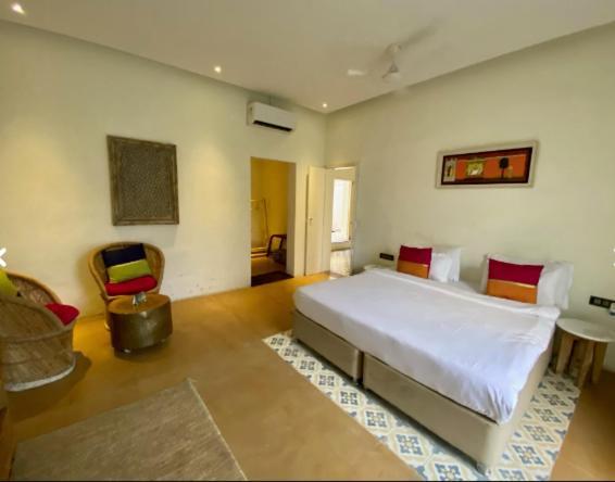 Parijat Private Pool Villa 1, 2 And 3 Bhk Udaipur Exteriör bild